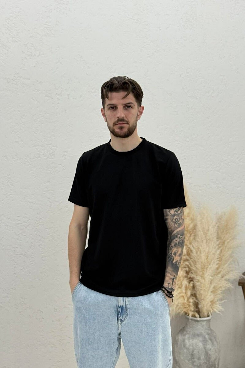 T-SHIRT NJË NGJYRËSH ME TEKSTURË PËR MESHKUJ NË NGJYRËN E ZEZE - 1