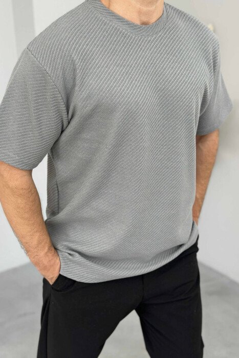 T-SHIRT NJË NGJYRËSH ME TEKSTURË PËR MESHKUJ NË NGJYRËN GRI - 3