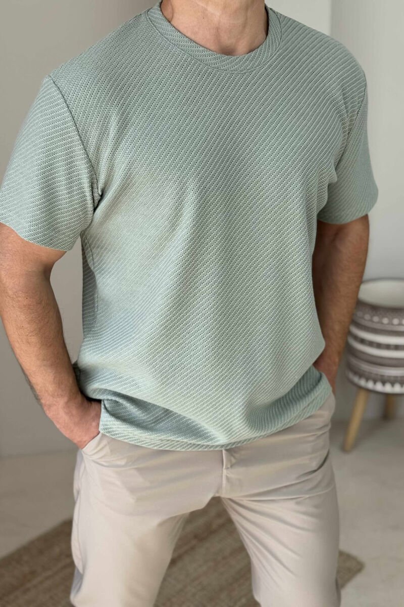 T-SHIRT NJË NGJYRËSH ME TEKSTURË PËR MESHKUJ NË NGJYRËN MENTE - 2