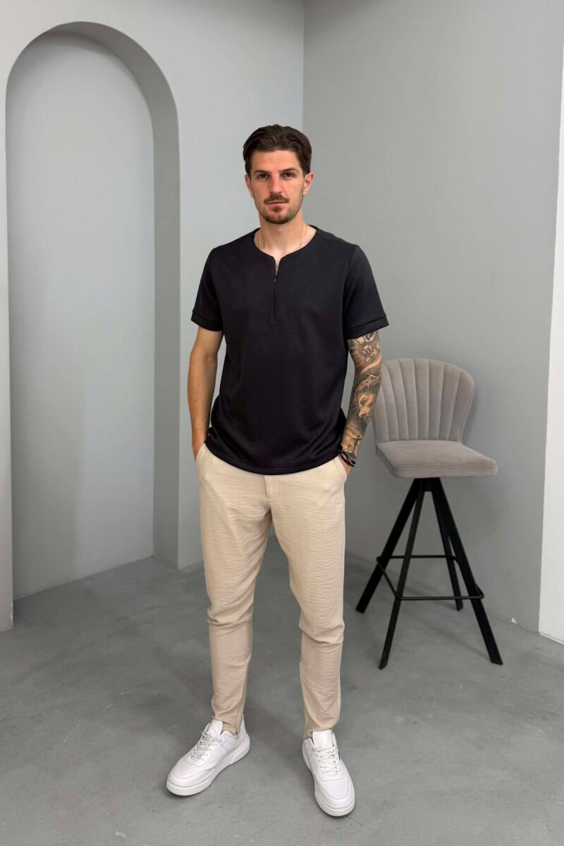T-SHIRT NJË NGJYRËSH ME ZINXHIR PËR MESHKUJ NË NGJYRËN E ZEZË - 3