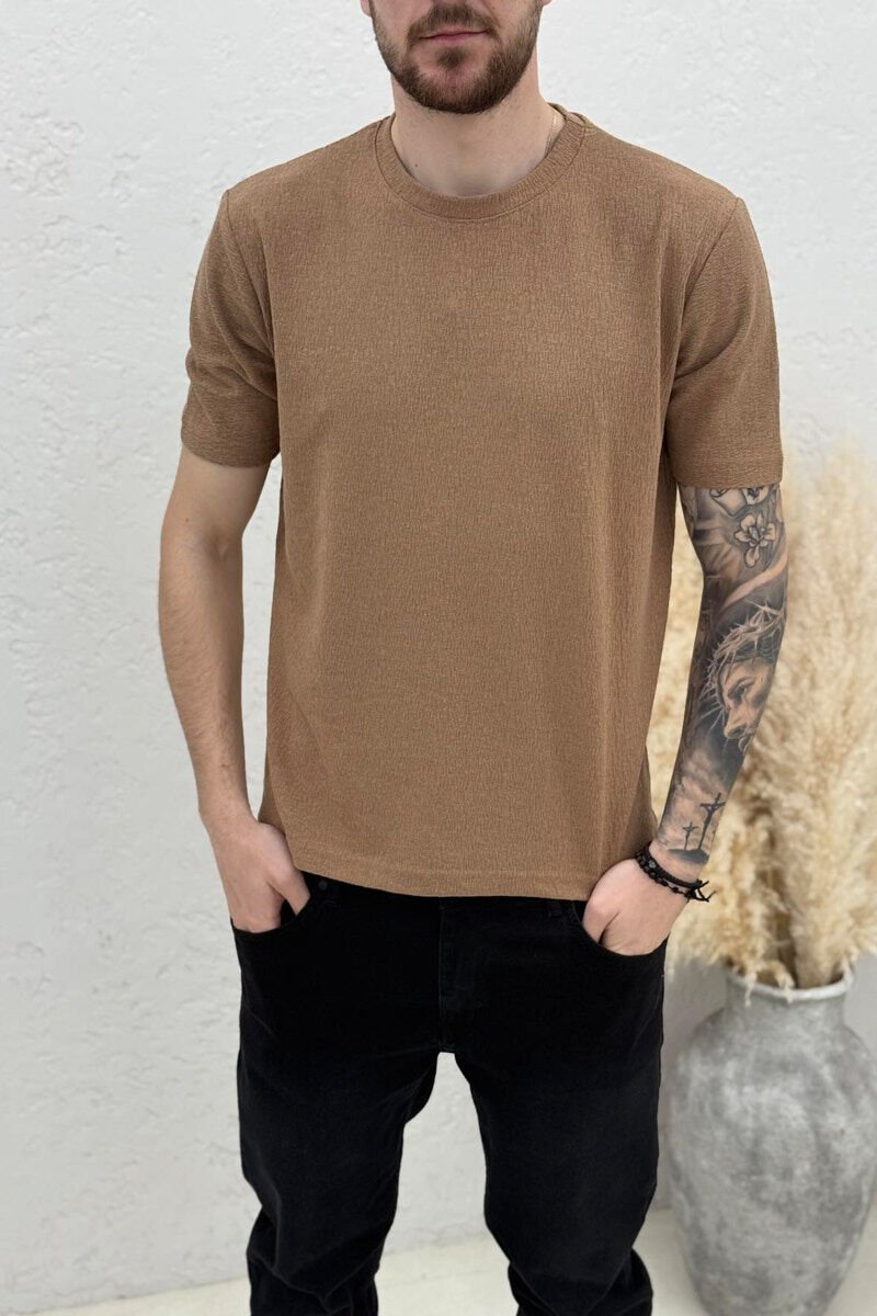 T-SHIRT NJE NGJYRESH PER MESHKUJ NE NGJYRE BEZHE - 4