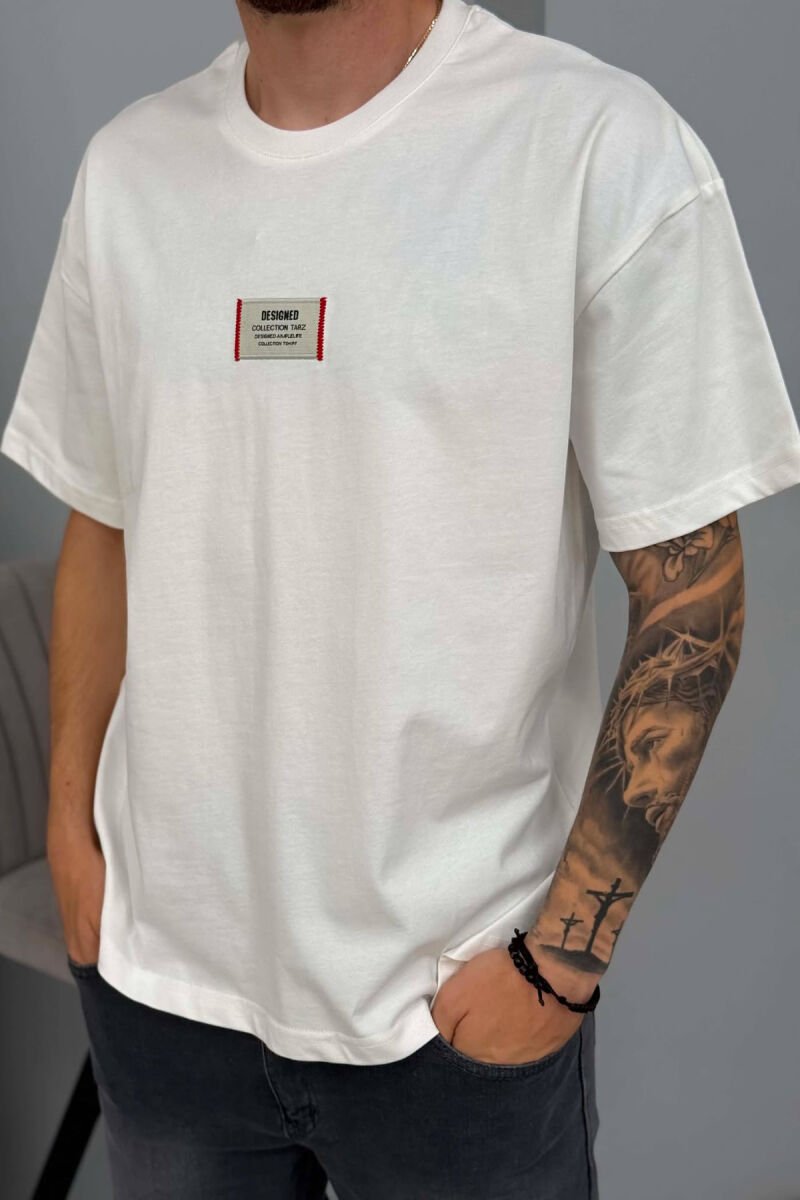 T-SHIRT NJE NGJYRESH PER MESHKUJ NE NGJYRE TE BARDHE - 4