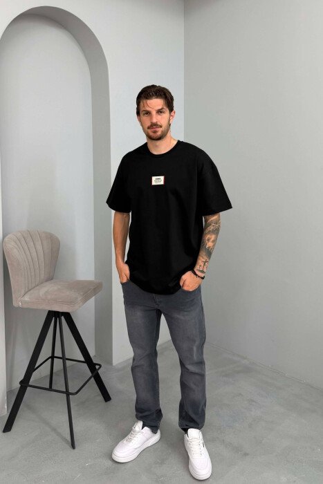 T-SHIRT NJE NGJYRESH PER MESHKUJ NE NGJYRE TE ZEZE - 3