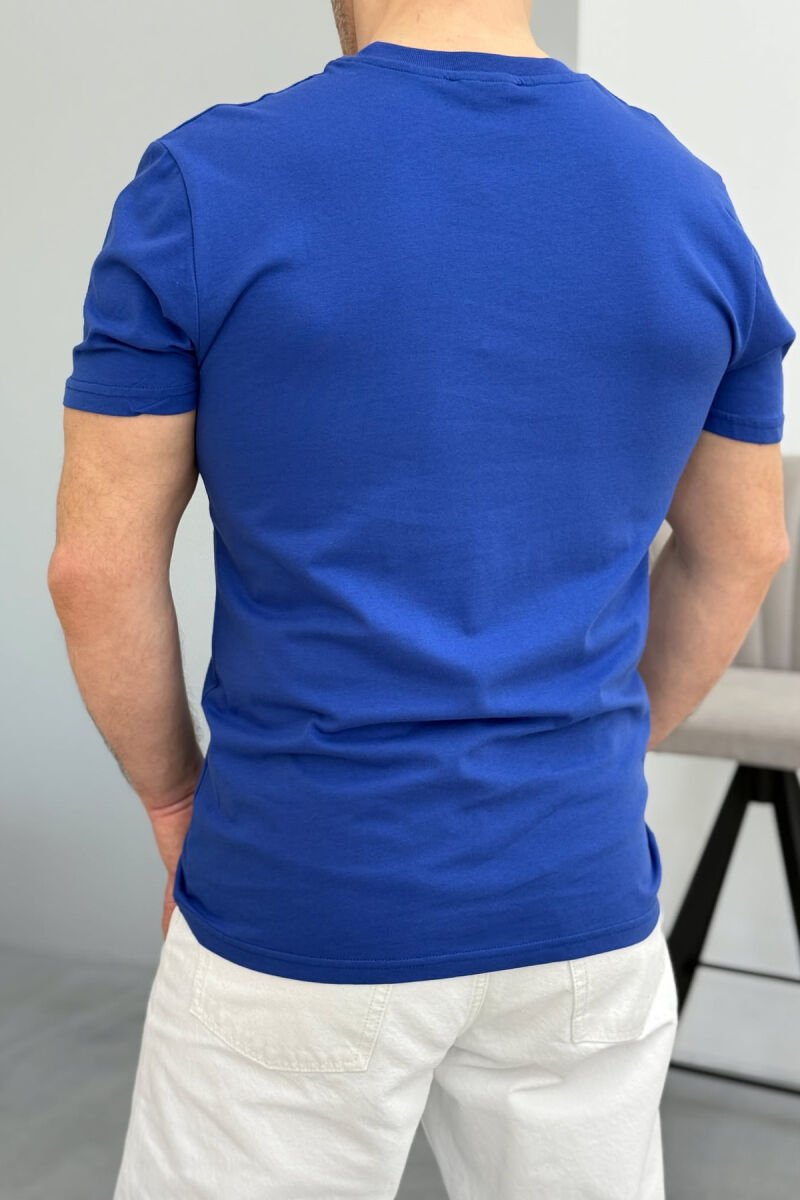 T-SHIRT NJË NGJYRËSH PËR MESHKUJ NË NGJYRËN BLU - 4