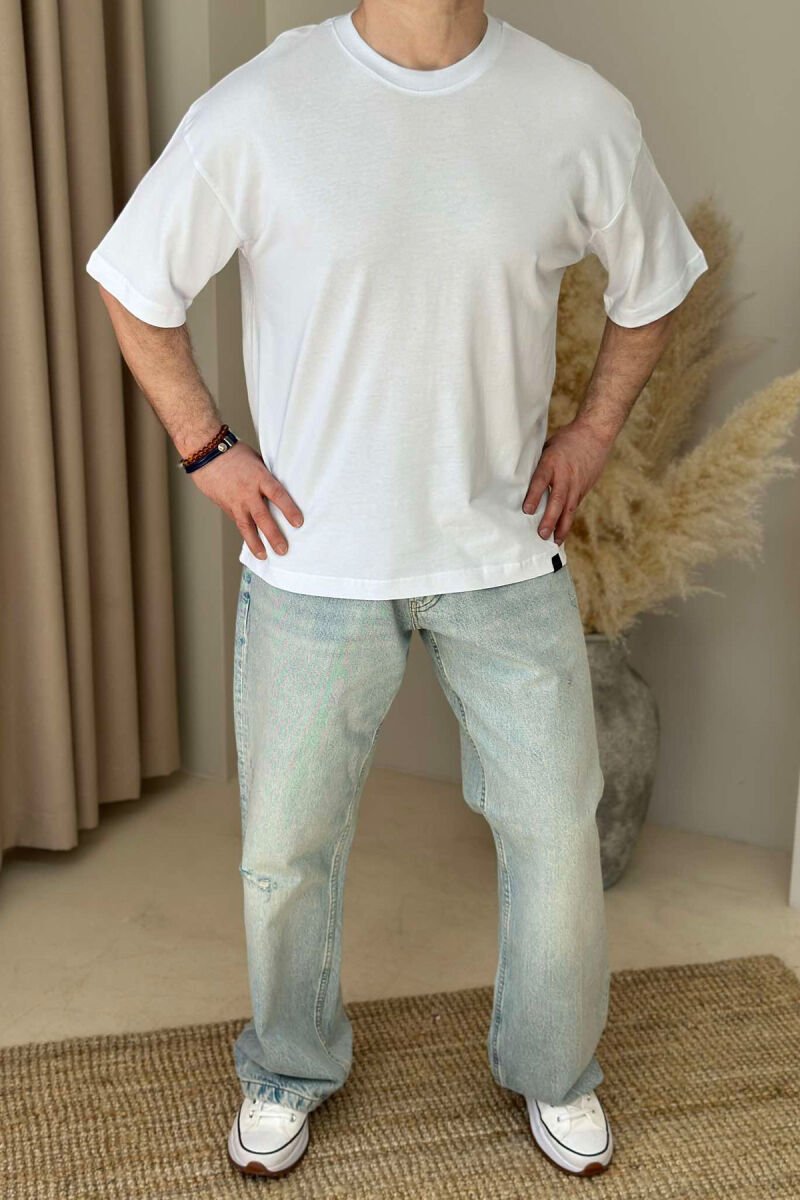T-SHIRT NJË NGJYRËSH PËR MESHKUJ NË NGJYRËN E BARDHË - 5