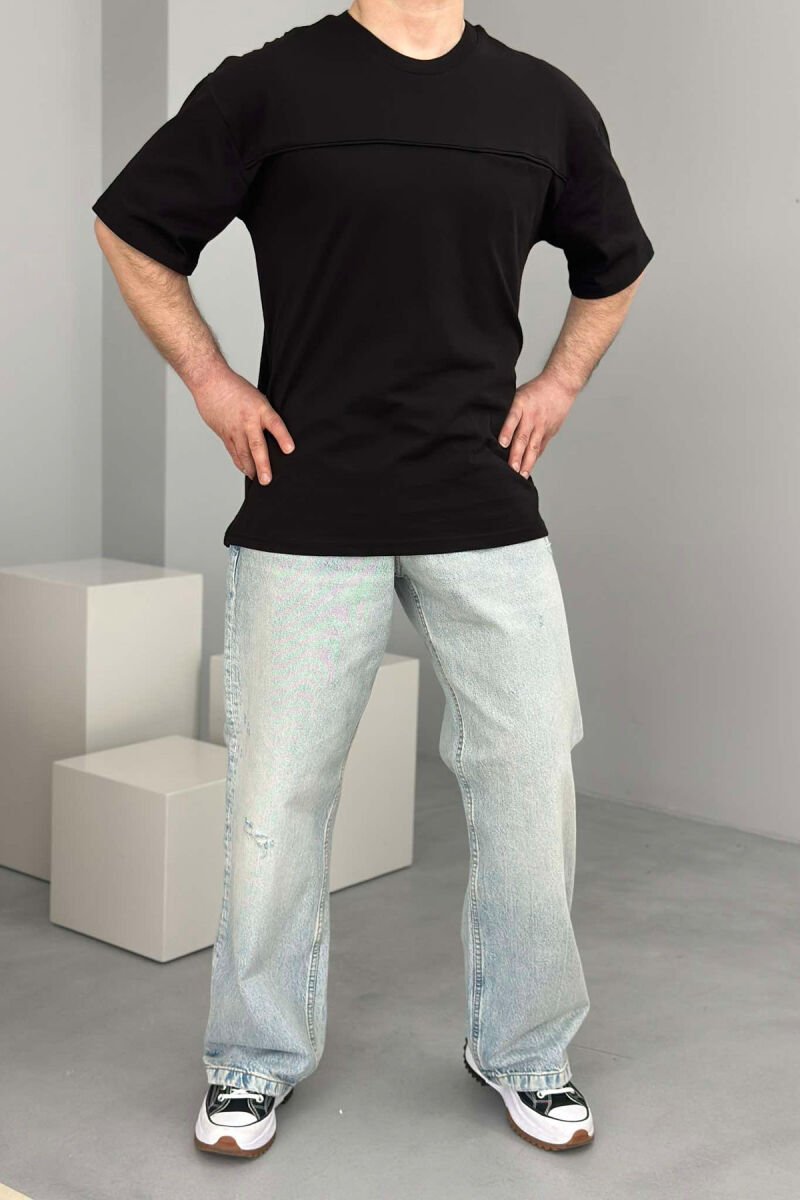 T-SHIRT NJË NGJYRËSH PËR MESHKUJ NË NGJYRËN E ZEZË - 2