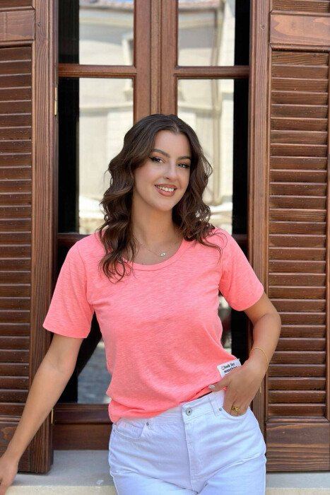T-SHIRT NJË NGJYRËSHE PËR FEMRA NË NGJYRË ROZË - 5