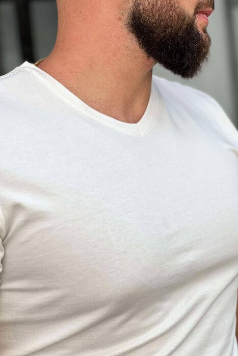 T-SHIRT NJË NGJYRËSHE PËR MESHKUJ NË NGJYRË TË BARDHË - 2