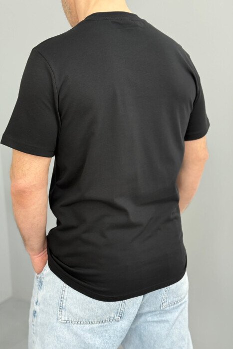 T-SHIRT NJË NGJYRËSHE PËR MESHKUJ NË NGJYRË TË ZEZË - 3