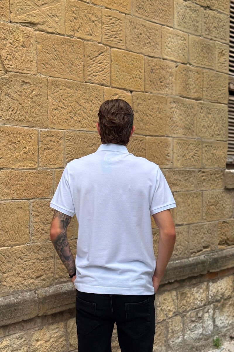T-SHIRT NJE NJGJYRESH ME JAKE POLO PER MESHKUJ NE NGJYRETE BARDHE - 3