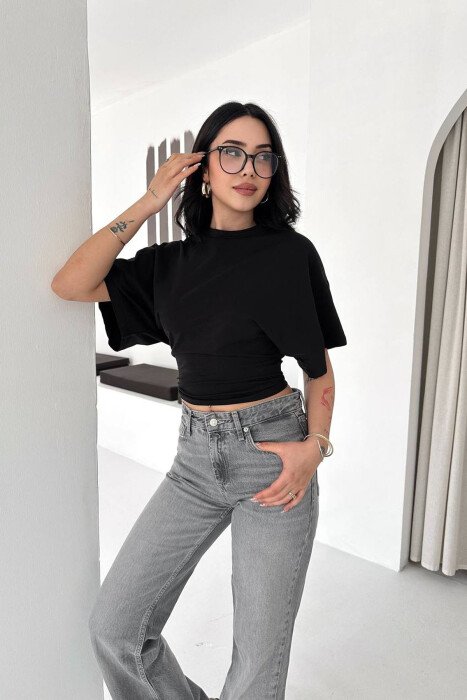 T-SHIRT PER FEMRA NE NGJYRE TE ZEZE - 2