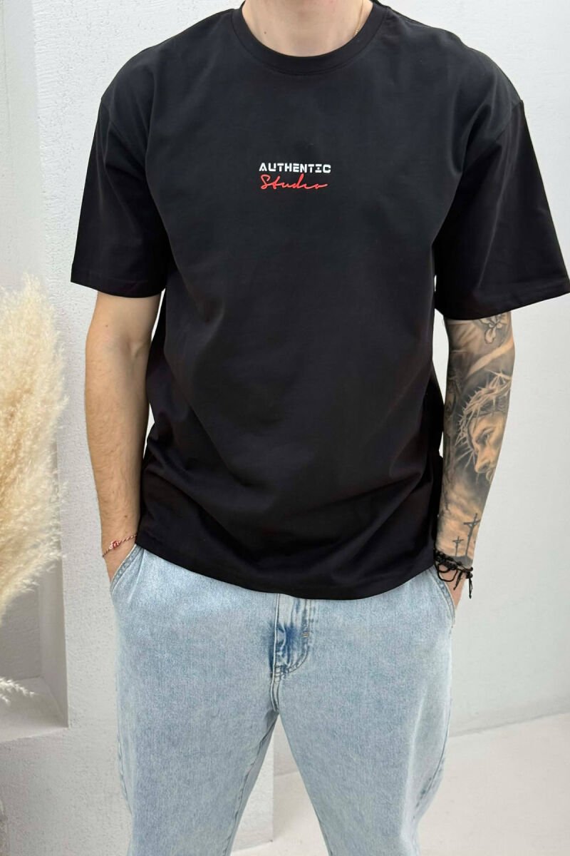 T-SHIRT ME SHKRIME PER MESHKUJ NE NGJYRE TE ZEZE - 2