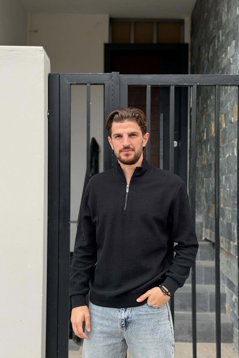 TEXTURED ONE COLOR ZIPPER NECK MEN SWEATSHIRT BLACK/ E ZEZE - 1