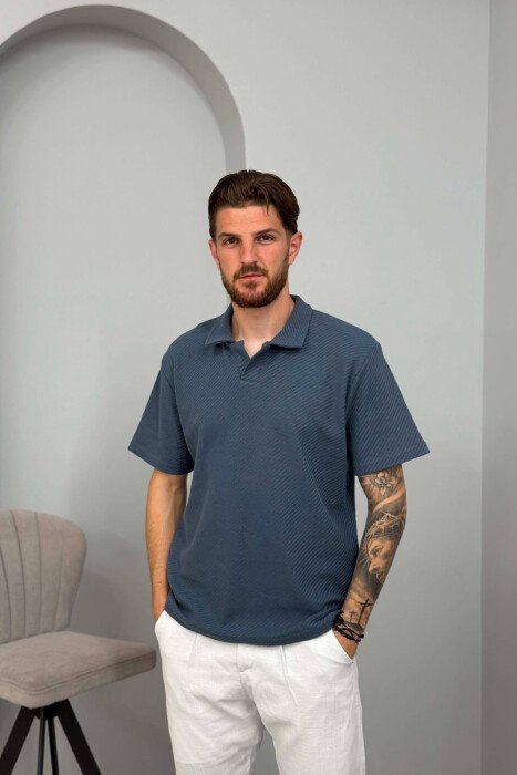 TEXTURED POLO NECK MEN T SHIRT BLUE/BLU 