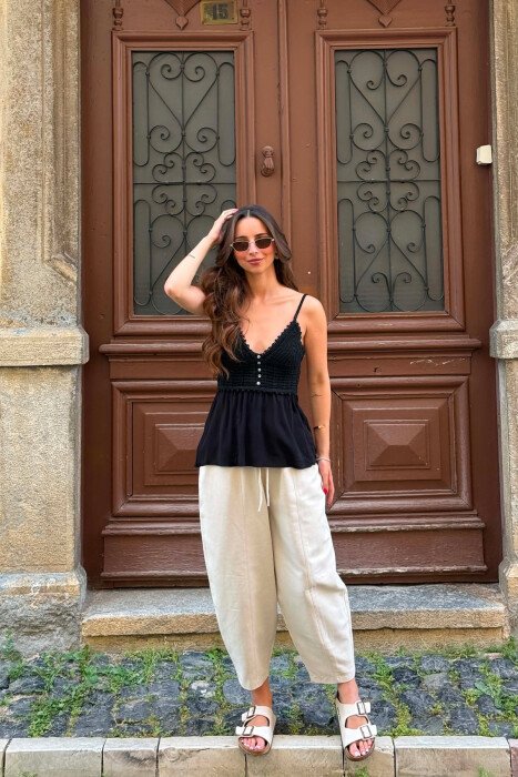 THIN STRAPS BUTTONS DETAIL WOMEN TANK TOP BLACK/ E ZEZE 