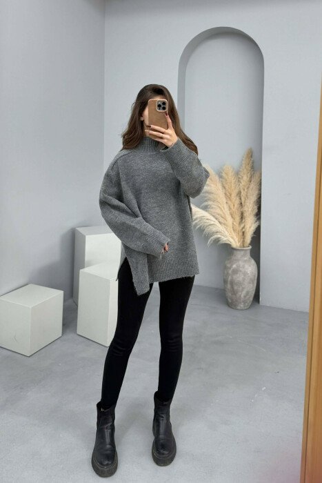 TRIKO E THJESHTË ME JAKE GOLF PER FEMRA NË NGJYRE GRI - KLAUDIO FASHION