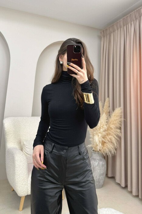 TRIKO E THJESHTE ME JAKE GOLF PER FEMRA NE NGJYRE TE ZEZE - 3
