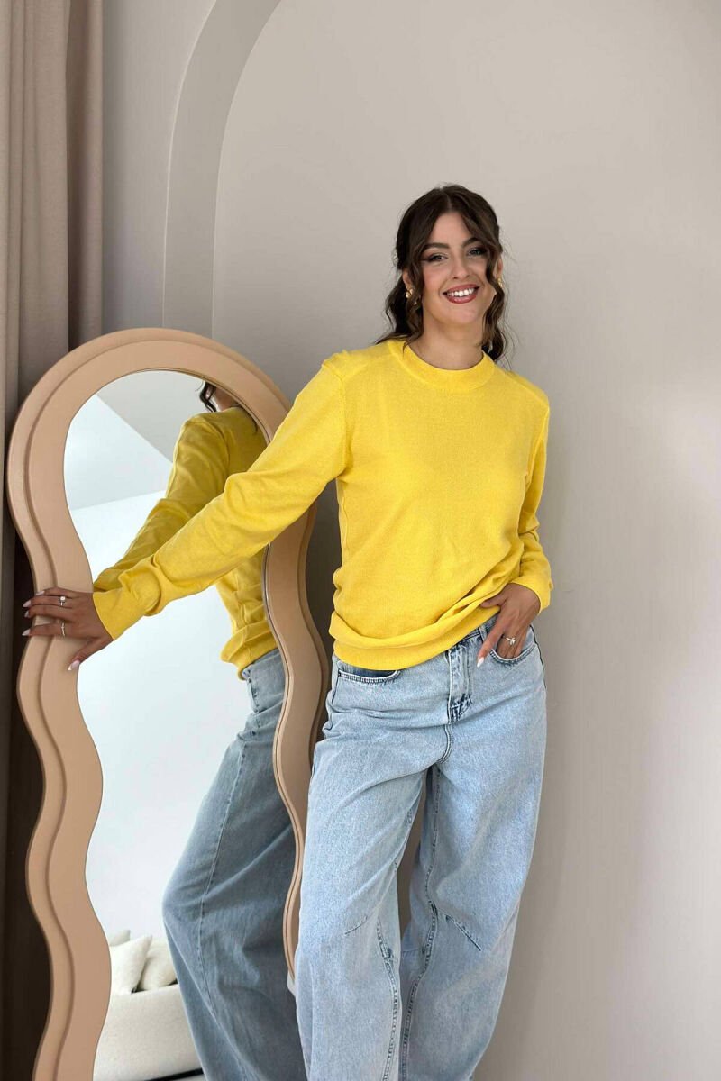 TRIKO E THJESHTË NJË NGJYRËSHE PËR FEMRA NË NGJYRË TË VERDHË - 4