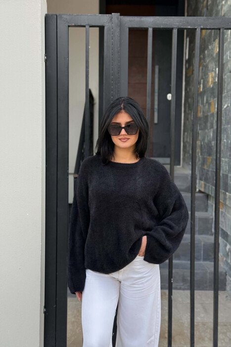 TRIKO E THJESHTE NJE NGJYRESHE PER FEMRA NE NGJYRE TE ZEZE - KLAUDIO FASHION