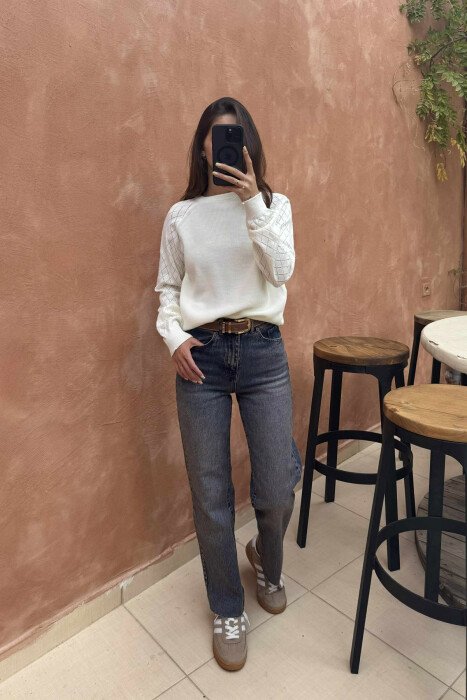 TRIKO E THJESHTË NJËNGJYRËSHE PËR FEMRA NË NGJYRËN E BARDHË - KLAUDIO FASHION