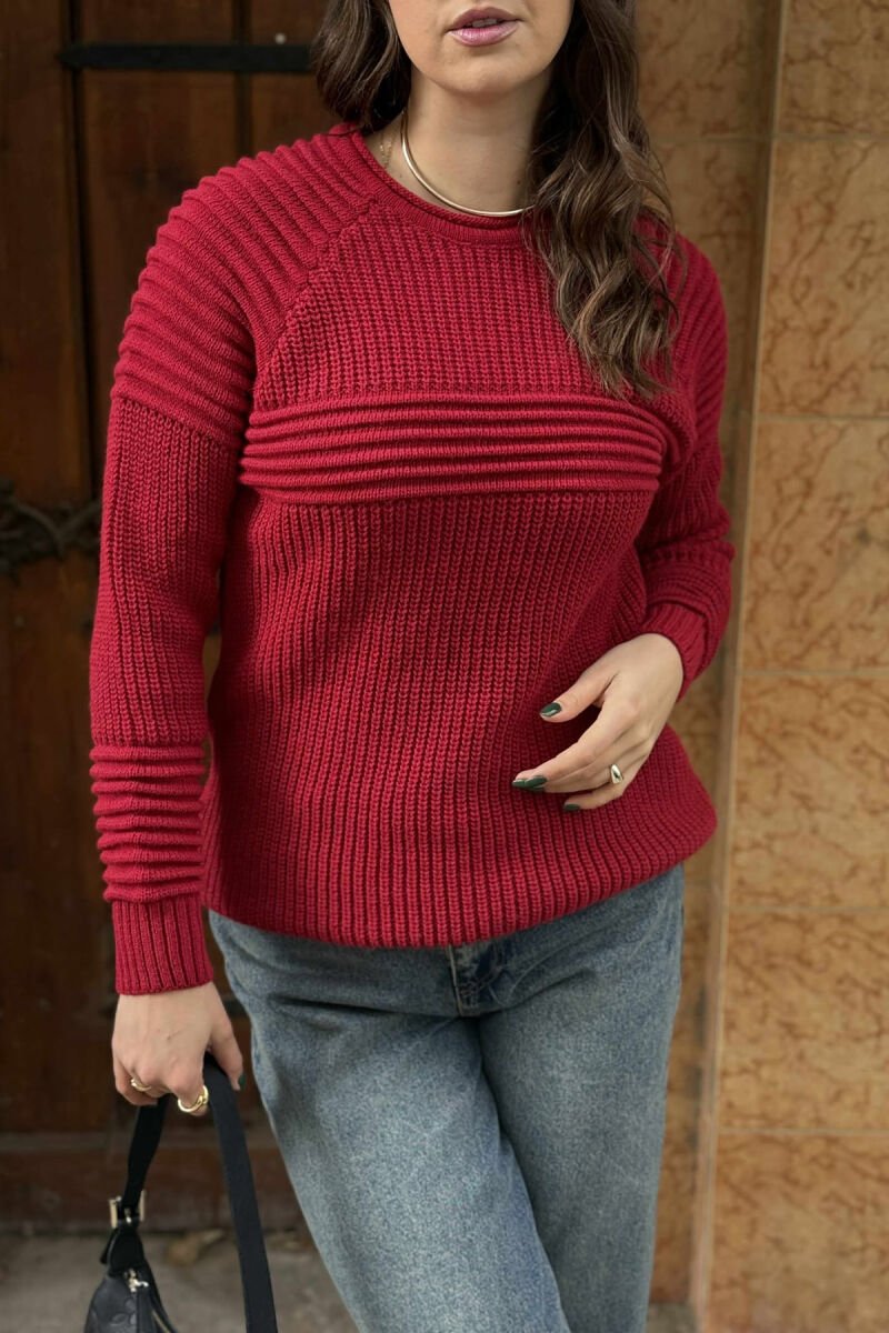 TRIKO E THJESHTE PER FEMRA NE NGJYRE TE KUQE - 4