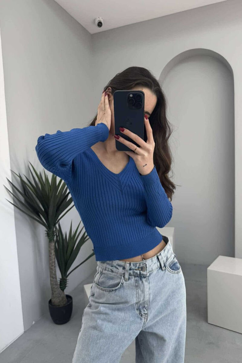 TRIKO E THJESHTË PËR FEMRA NË NGJYRËN BLU - 2