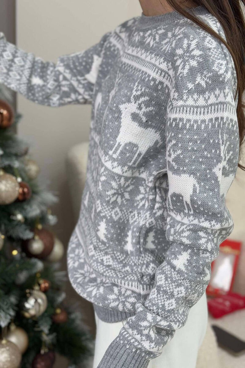 TRIKO ME DIZAJN FESTIV NË NGJYRËN GRI - 2