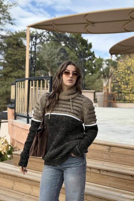 TRIKO ME JAKE GOLF ME DETAJIN E LIDHSEVE PER FEMRA NE NGJYRE BEZHE - 4