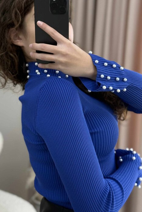 TRIKO ME JAKË GOLF DHE ME DETAJIN E PERLAVE PËR FEMRA NË NGJYRË BLU - 5