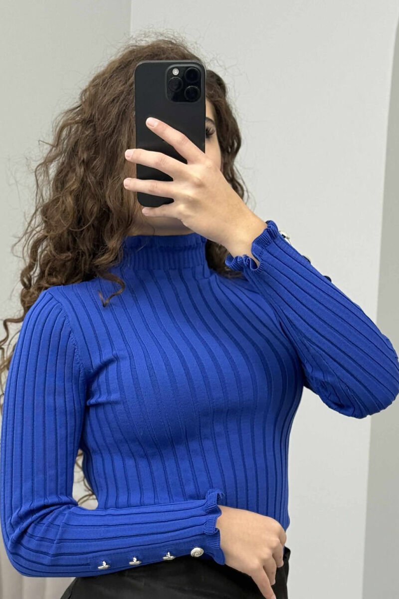 TRIKO ME JAKË GOLF ME DETAJIN E BUTONAVE PËR FEMRA NË NGJYRË BLU - 3