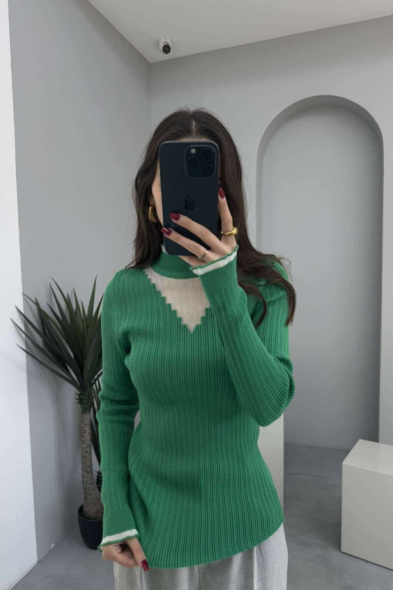 TRIKO ME JAKË GOLF PËR FEMRA NË NGJYRËN JESHILE TË ZBARDHUR - 2