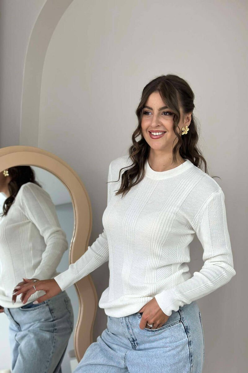 ROUND NECK WOMEN SWEATER WHITE-E BARDHE - 1