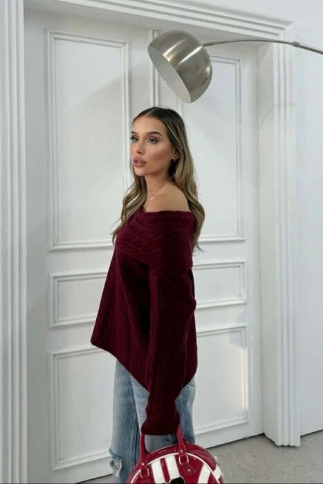 TRIKO ME SUPE JASHTE PER FEMRA NE NGJYRE VISHNJE - 4