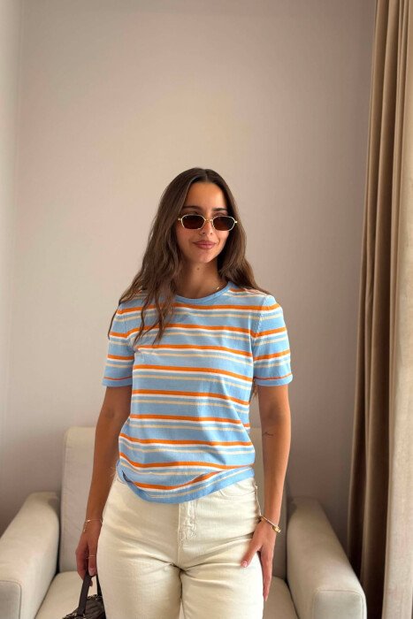 TRIKO ME VIJA DHE MENGE TE SHKURTRA PER FEMRA NE NGJYRE BLU TE ZBARDHUR - KLAUDIO FASHION