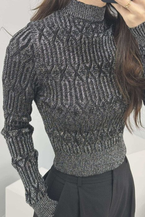 TRIKO NJË NGJYRËSHE ME SHKËLQIM PËR FEMRA NË NGJYRËN SILVER - 3