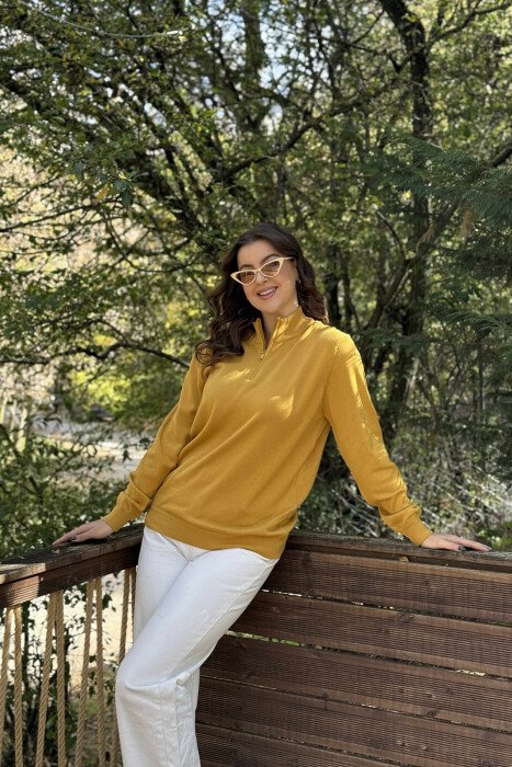 TRIKO NJËNGJYRËSHE ME JAKË ME ZINXHIR PËR FEMRA NË NGJYRË MUSTARDË - 4
