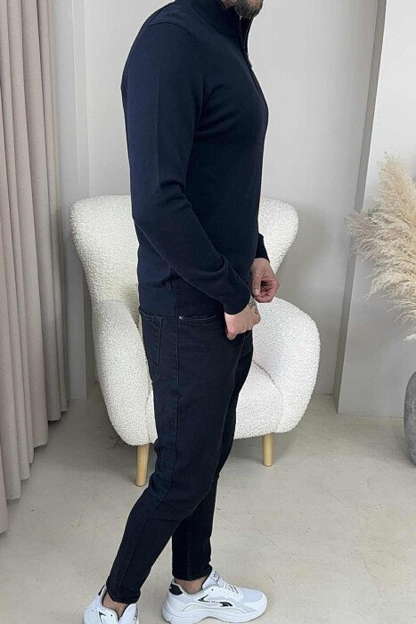 TRIKO NJËNGJYRËSHE ME JAKË ME ZINXHIR PËR MESHKUJ NË NGJYRËN E ZEZË - 2