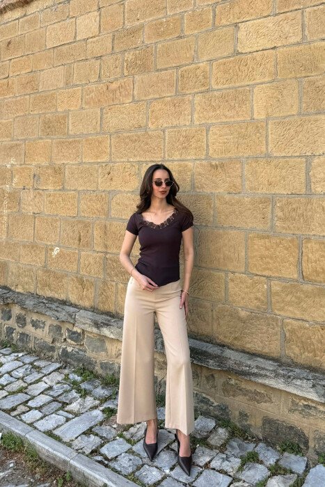 TULLE DETAIL V- NECK WOMAN T-SHIRT DARK BROWN/KAE - 3