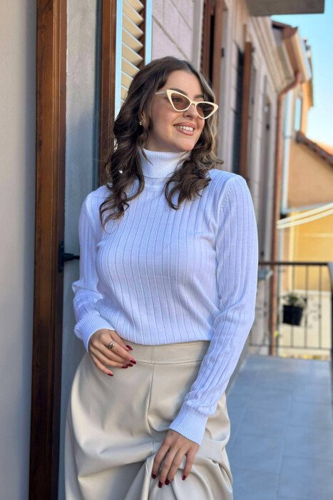 TURTLE NECK ONE COLOR WOMEN SWEATSHIRT WHITE-E BARDHE 