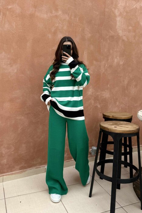 SET AKRELIK GOLF ME VIJA +PANTALLONA PËR FEMRA NË NGJYRË JESHILE 
