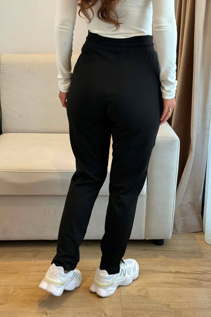 TUTA NJE NGJYRESHE ME BEL ELASTIK PER FEMRA NE NGJYRE TE ZEZE - 3