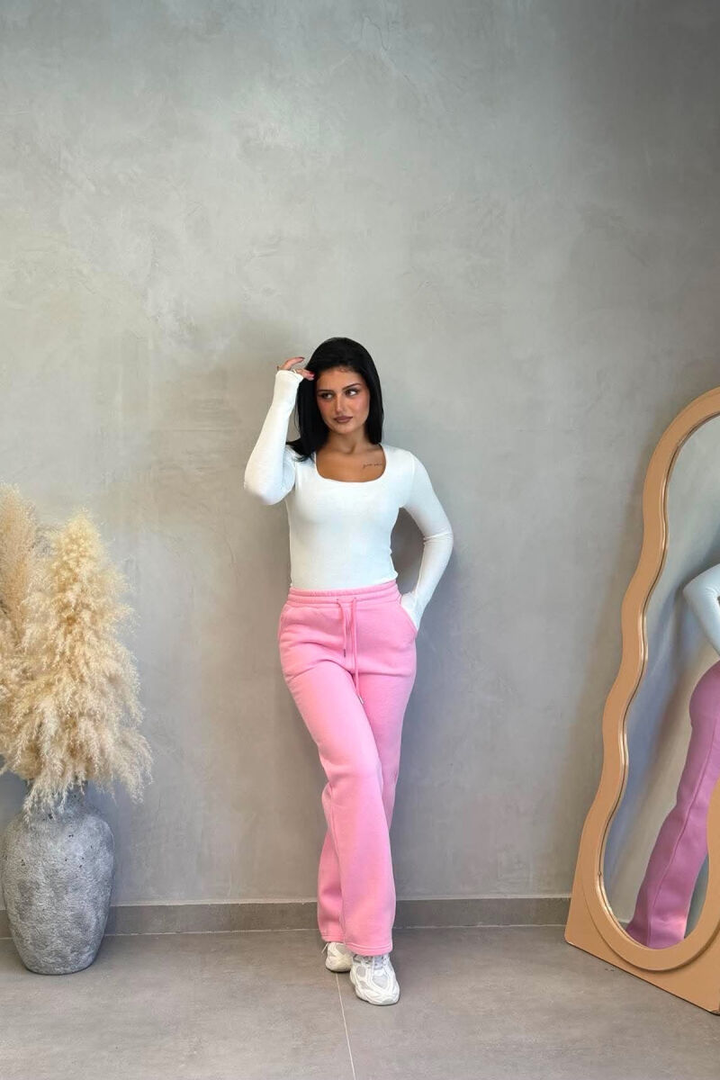 TUTA NJE NGJYRESHE ME PUSH PER FEMRA NE NGJYRE BABY PINK - 3