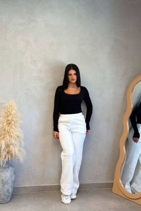TUTA NJE NGJYRESHE ME PUSH PER FEMRA NE NGJYRE TE BARDHE - KLAUDIO FASHION