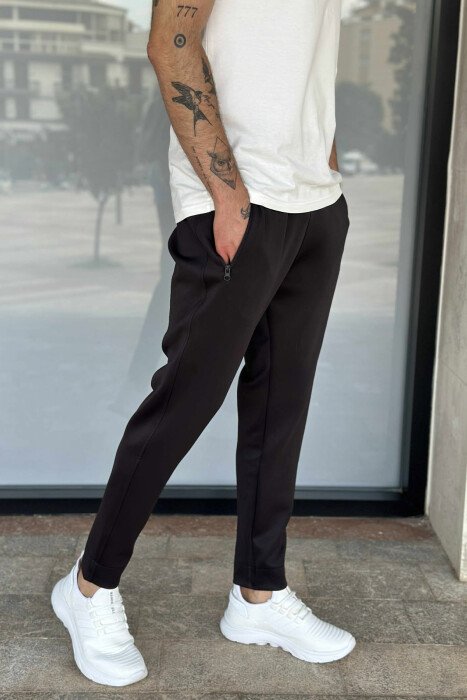 TUTA TË THJESHTA NJË NGJYRËSHE PËR MESHKUJ NË NGJYRË TË ZEZË - 4
