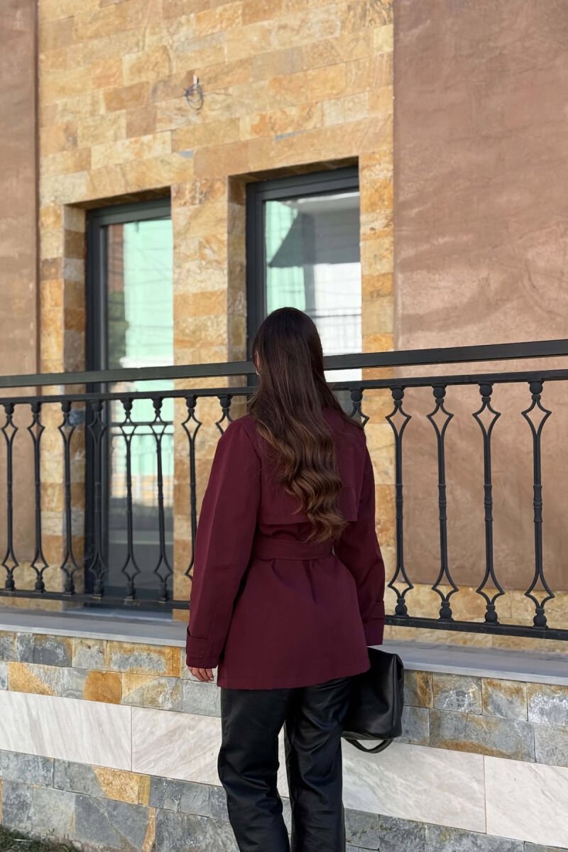 TWO BUTTONS BELT DETAIL WOMAN TRENCH COAT BURGUNDY/VISHNJE - 6