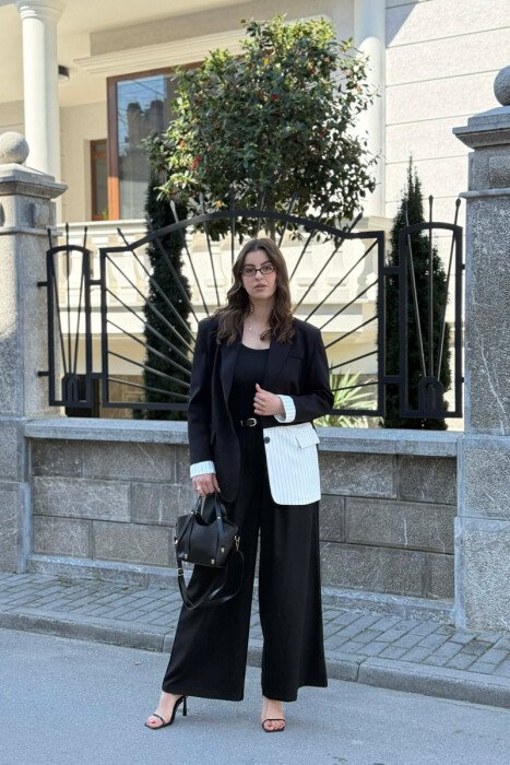 TWO COLORS LINES DESIGN WOMAN JACKET BLACK-WHITE/ZB - 2