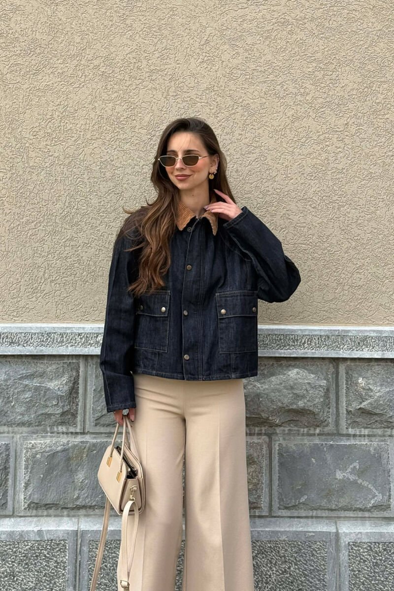 TWO FRONT POCKETS BUTTONED DENIM WOMAN JACKET DARK BLUE/BEE - 7
