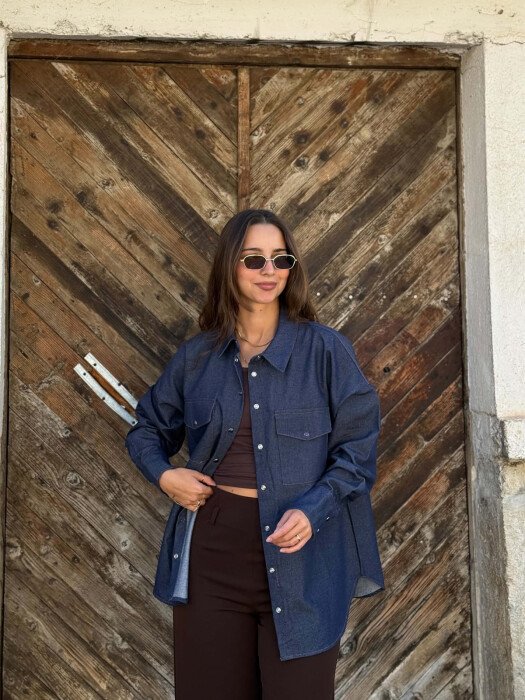 TWO FRONT POCKETS DENIM WOMAN SHIRT DARK BLUE/BEE - 3