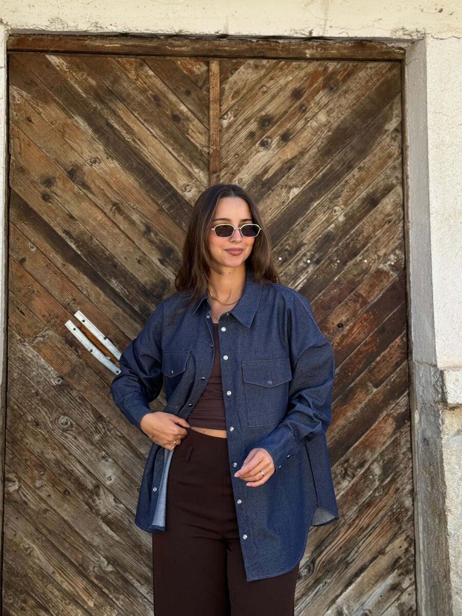 TWO FRONT POCKETS DENIM WOMAN SHIRT DARK BLUE/BEE - 3