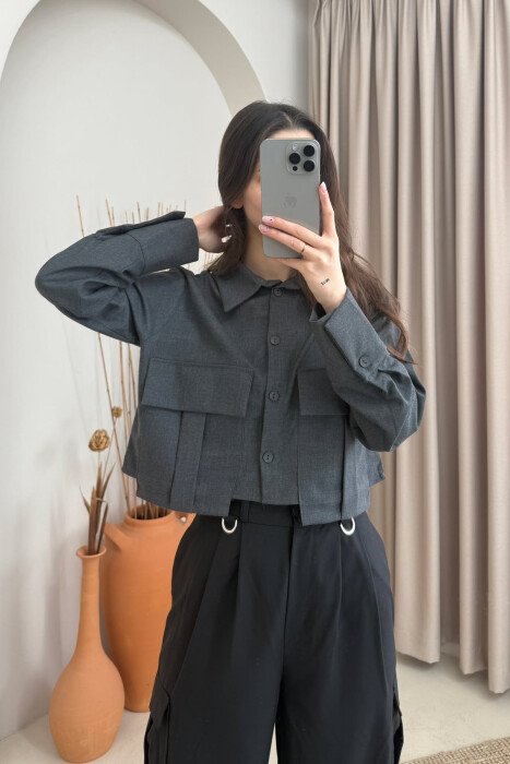TWO POCKETS DETAIL CROPPED WOMEN SHIRT DARK GREY/GEE - 1